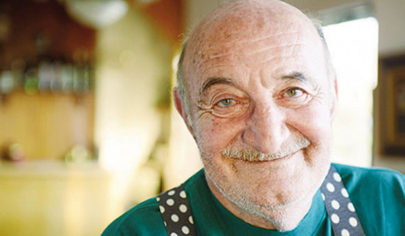 Έφυγε από τη ζωή ο ηθοποιός Κώστας Τσάκωνας