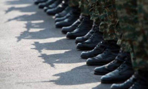 Ζητούν από τους φαντάρους να επιστρέψουν το δώρο Πάσχα ύψους... 4,20 ευρώ – ΦΩΤΟ