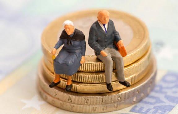 Ποιοι κινδυνεύουν να χάσουν το 30% του εισοδήματός τους με το νέα μέτρα