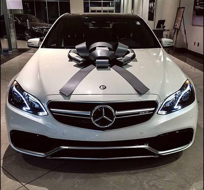 Νέα απάτη στο Facebook που υπόσχεται Mercedes-Benz E63 AMG