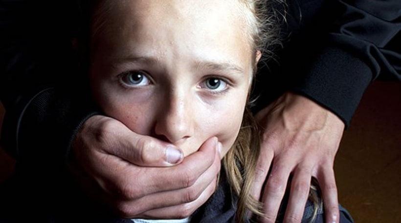 Σοκαρισμένη η Ρόδος: Πα-Τέρας κακοποίησε ΝΕΚΡΟ 9χρονο παιδάκι-Βίαζε μέχρι και την Κόρη του