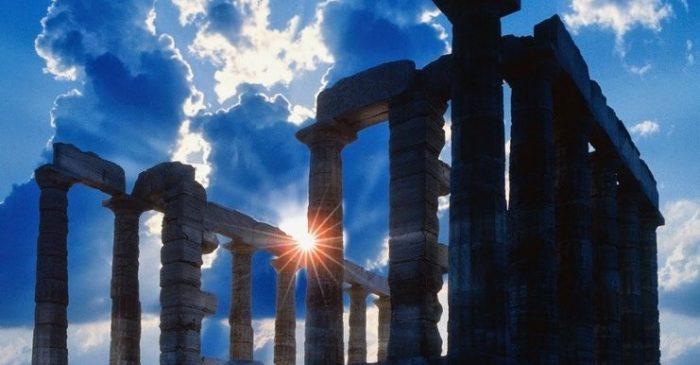 ''Οι Έλληνες έστησαν τον άνθρωπο στα πόδια του'' - Συγκλονιστικό άρθρο των New York Times ''Οι Έλληνες έστησαν τον άνθρωπο στα πόδια του'' - Συγκλονιστικό άρθρο των New York Times