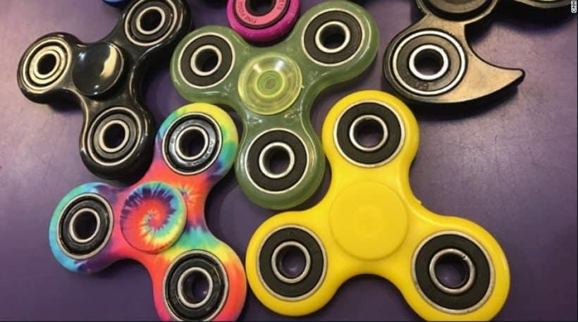 giati-apagoreusan-to-spinner-sta-sxoleia-kalimeraellada.gr SPINNER