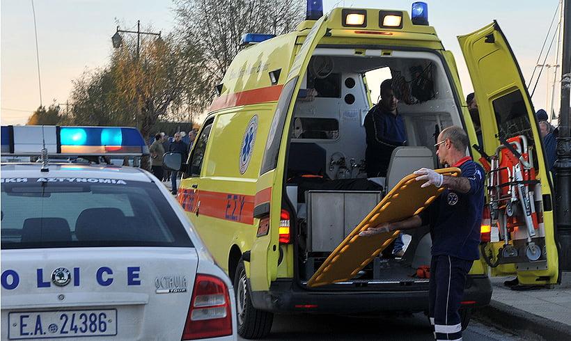 Πριν από λίγο: Φίλαθλος έπεσε νεκρός στο γήπεδο Πριν από λίγο: Φίλαθλος έπεσε νεκρός στο γήπεδο