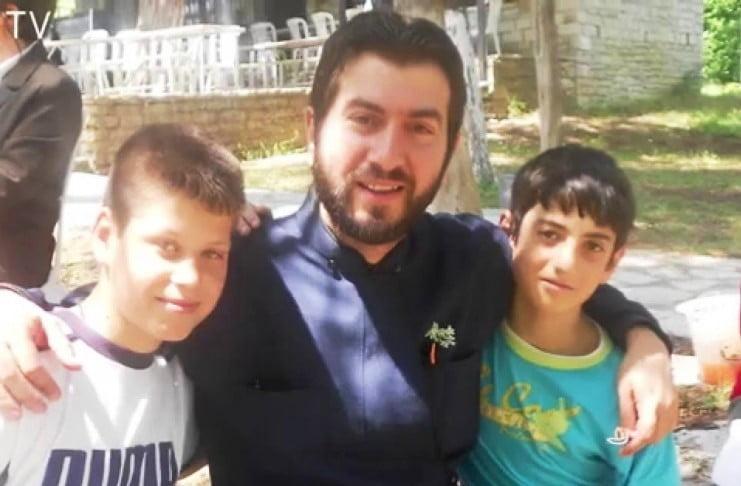 «Ευτυχία είναι να είσαι χρήσιμος στον διπλανό σου»: Το νόημα της ζωής σε 12 φράσεις του Πατέρα Αντώνιου «Ευτυχία είναι να είσαι χρήσιμος στον διπλανό σου»: Το νόημα της ζωής σε 12 φράσεις του Πατέρα Αντώνιου
