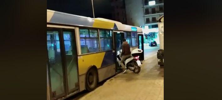 ΜΗΧΑΝΑΚΙ ΣΕ ΛΕΩΦΟΡΕΙΟ ΟΑΣΑ