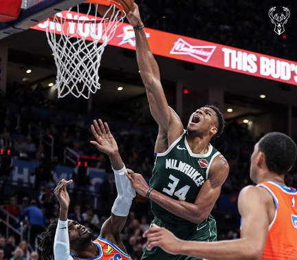 Ο Γιάννης Αντετοκούνμπο πιστεύει ότι έχει ανεκμετάλλευτες δυνατότητες Ο Γιάννης Αντετοκούνμπο πιστεύει ότι έχει ανεκμετάλλευτες δυνατότητες