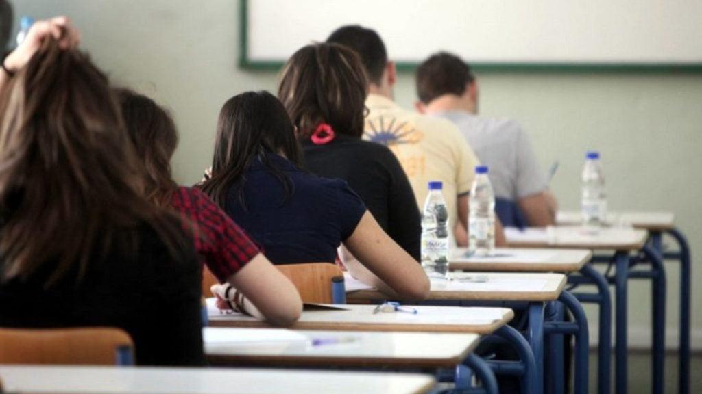 Το πρωί δουλειά, απόγευμα σχολείο, βράδυ διάβασμα: Ο 46χρονος Άρης αρίστευσε στις Πανελλήνιες με 18.600 μόρια