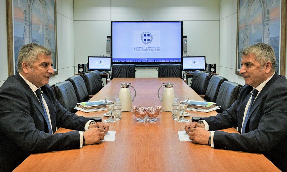 Ο Πατούλης έστειλε επιστολή στον… Πατούλη και περιμένει απάντηση από τον Πατούλη!