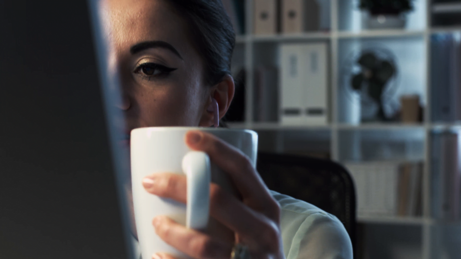 Κορωνοϊός: Ποιοι εργαζόμενοι θα πάρουν επιπλέον 800 ευρώ τον Μάιο