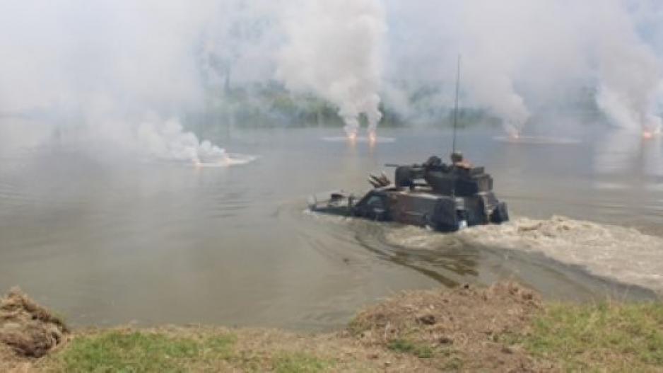 Σε πλήρη ετοιμότητα ο στρατός στον Έβρο - Εντυπωσιακές εικόνες