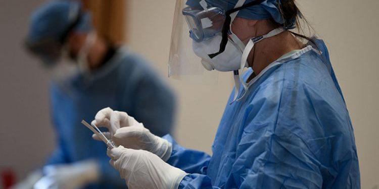 Κορονοϊός – Ελλάδα: Συναγερμός! – «Ο ιός μας περικυκλώνει»