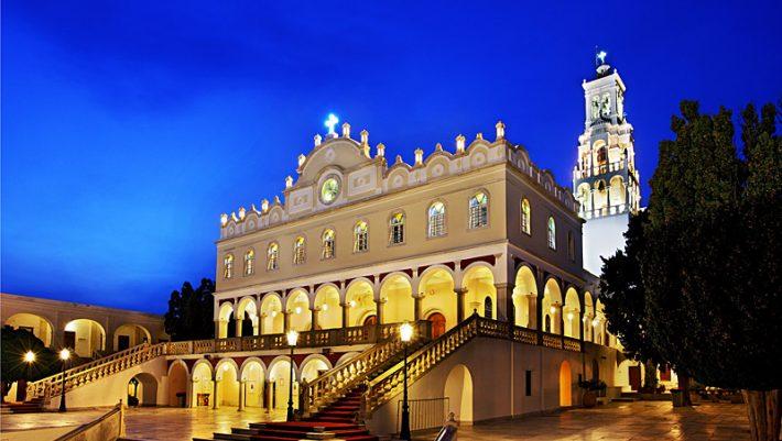 tinos-710x401 Έχετε καταλάβει τι συμβαίνει στην Τήνο με τον κορωνοϊό;