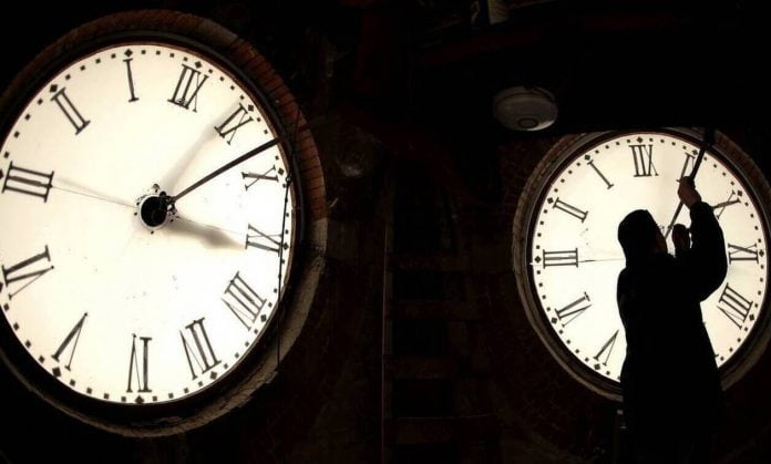 time-change Αλλαγή ώρας 2021: Πότε αλλάζει η ώρα σε θερινή – Τελευταία φορά και στην Ελλάδα;