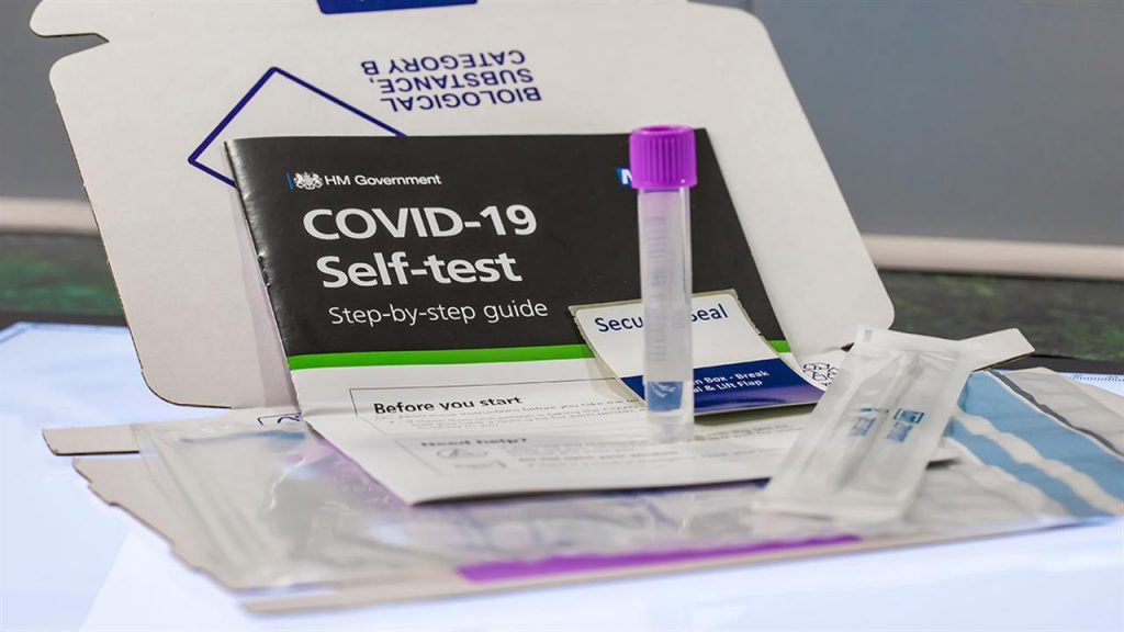 Χωρίς νέο self test σήμερα οι μαθητές στα σχολεία - Κάθε πότε κάνουμε