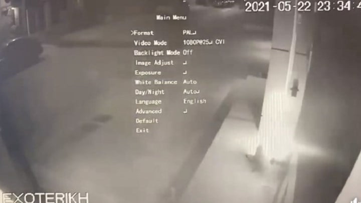 Νίκος Χαρδαλιάς: Η στιγμή της επίθεσης στα μαγαζιά της συζύγου του - Το ΒΙΝΤΕΟ από κάμερα ασφαλείας