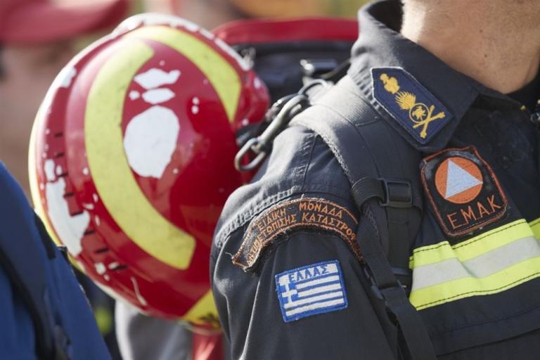 Είναι γεγονός ο πρώτος υποχρεωτικός εμβολιασμός σε υπηρεσία: Όποιος δεν εμβολιάζεται… απομακρύνεται