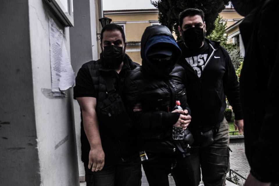 Μένιος Φουρθιώτης: Ξέφυγε ο παρουσιαστής – Οι παράλογες απαιτήσεις για γάλα αμυγδάλου και βρώμη