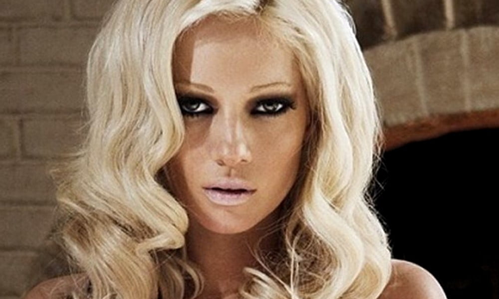 Τζούλια Αλεξανδράτου