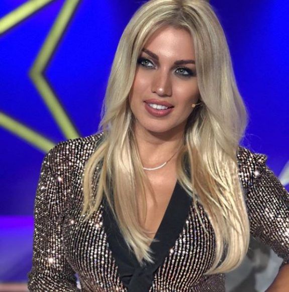 Σπυροπούλου: Ανέβασε πρώτη καλοκαιρινή φωτό με μπικίνι και έριξε το Instagram!