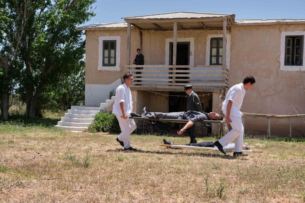 Άγριες Μέλισσες: Συγκλονιστικό το φινάλε του συναρπαστικού 2ου κύκλου Άγριες Μέλισσες: Συγκλονιστικό το φινάλε του συναρπαστικού 2ου κύκλου