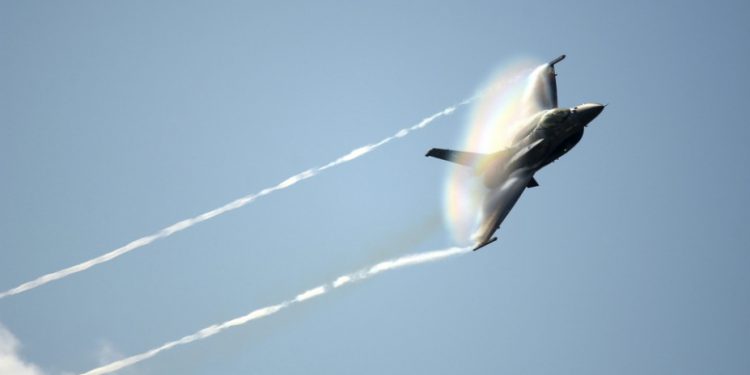 f16_ape_21856171-750x375