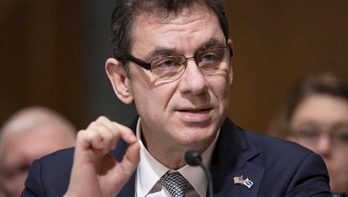 100690-alburla21-1280-710x401 «Τότε τελειώνει»: Ο Άλμπερτ Μπουρλά της Pfizer δίνει για πρώτη φορά την ημερομηνία τέλους της πανδημίας