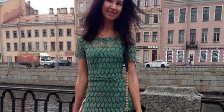 Αυτοκτόνησε 35χρονη με κορονοϊό – Είχαν πεθάνει και οι γονείς της από τον ιό