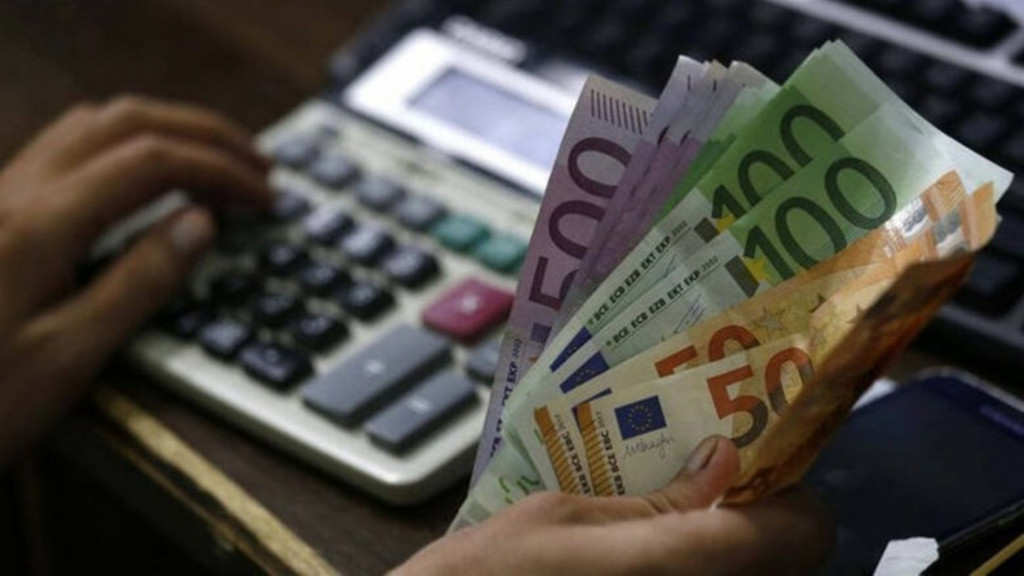 Πώς θα πληρώσετε την επιστρεπτέα προκαταβολή - Έρχονται τα «ραβασάκια» σε 700.000 επιχειρήσεις και επαγγέλματίες Πώς θα πληρώσετε την επιστρεπτέα προκαταβολή - Έρχονται τα «ραβασάκια» σε 700.000 επιχειρήσεις και επαγγέλματίες