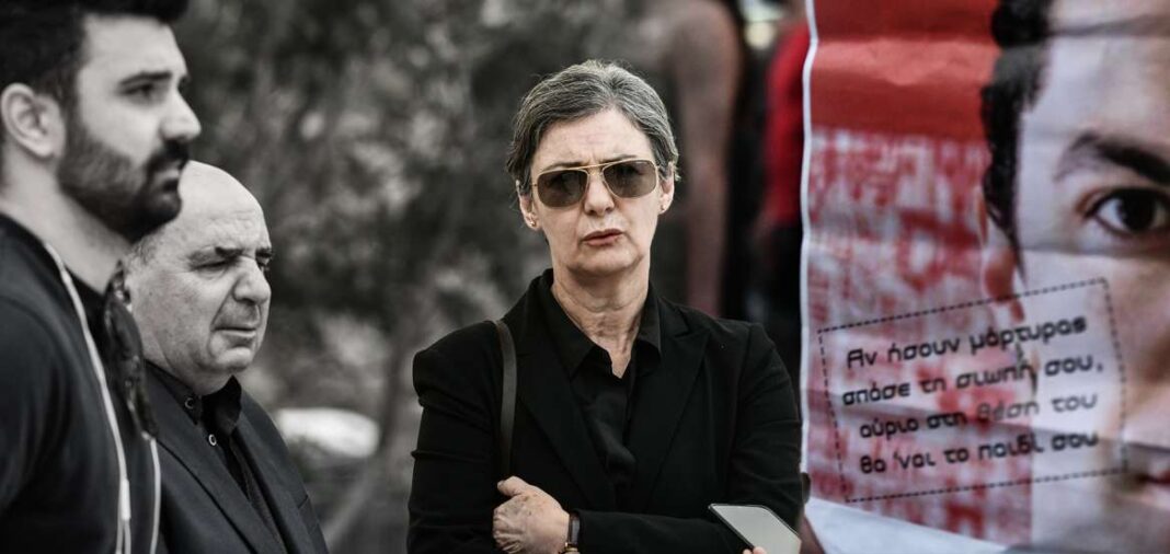 Ζακ Κωστόπουλος: «Μακάρι το παιδί μου να ήταν εδώ και όχι σε υγρό τάφο» - Συγκλονίζει η μάνα