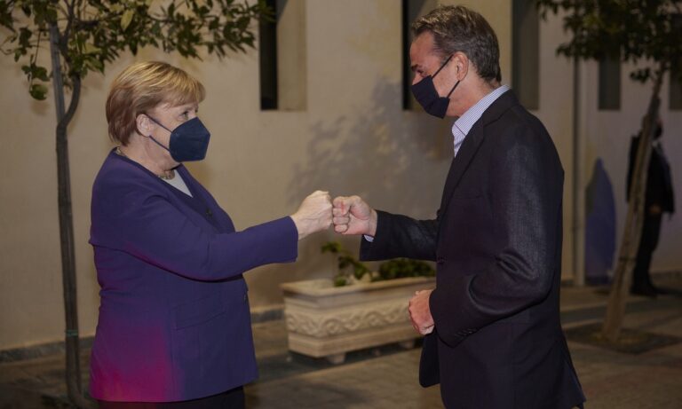 Μητσοτάκης - Μέρκελ: Δείπνο με φόντο την Ακρόπολη - Οι πρώτες φωτογραφίες