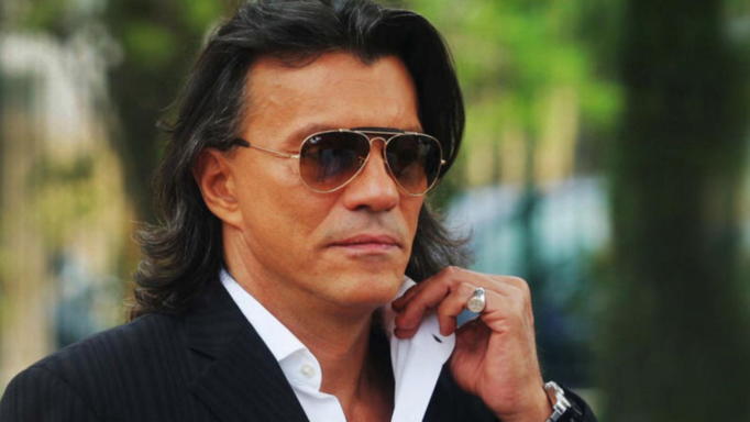 Ηλίας Ψινάκης: Ετοιμάζει το ντοκιμαντέρ της ζωής του - Σε ποιο κανάλι θα το δούμε