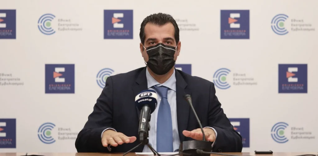 Live Streaming: Οι ανακοινώσεις Πλεύρη για τα νέα μέτρα