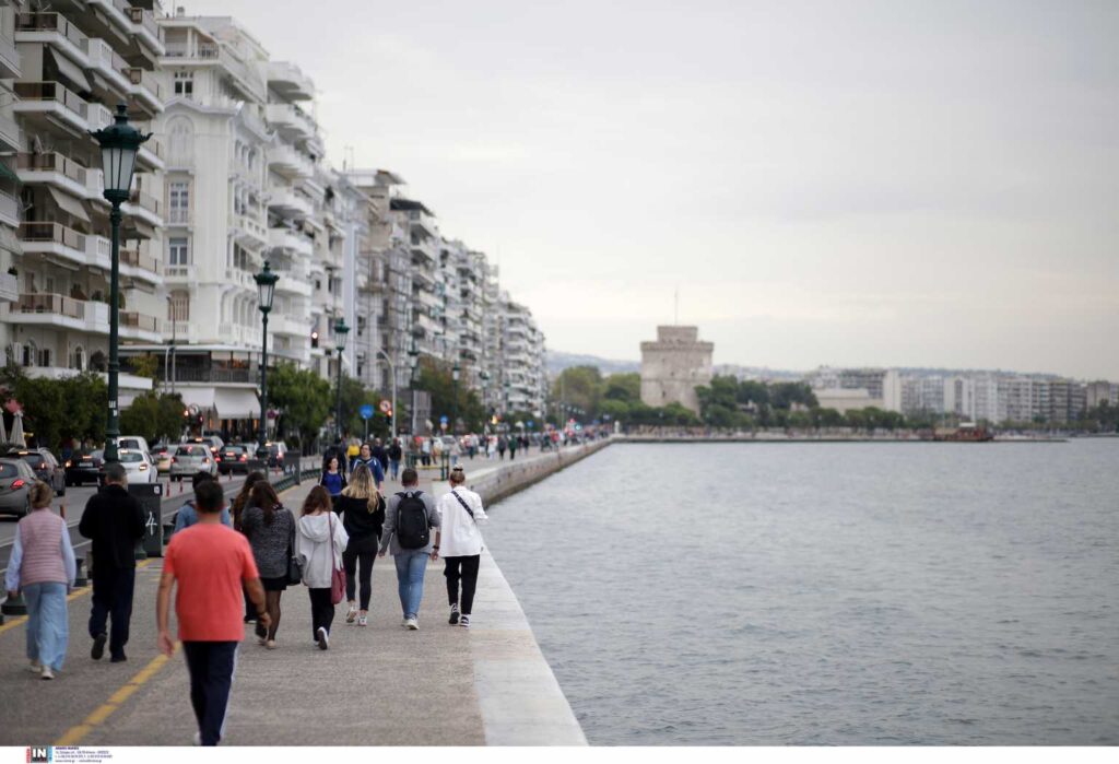 «Μαύρος» Οκτώβρης με τον κορονοϊό να καλπάζει – Το έκτακτο σχέδιο για την αντιμετώπιση της πανδημίας που «φουντώνει»