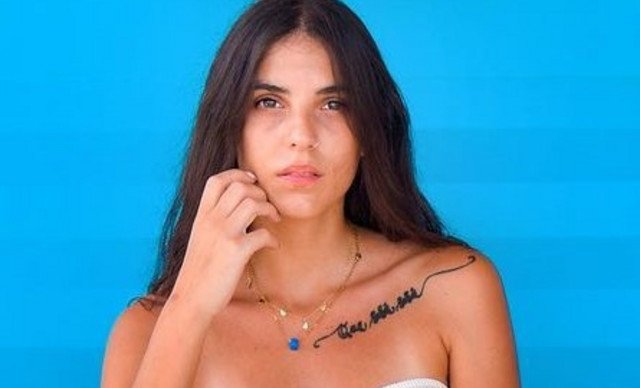 Άννα Μαρία Βέλλη: Σοκάρει η φωτογραφία με μελανιές στο πρόσωπό της