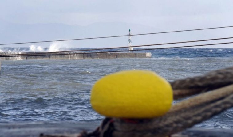 Δεμένα τα πλοία στα λιμάνια από αύριο – 48ωρη πανελλαδική απεργία της ΠΝΟ Δεμένα τα πλοία στα λιμάνια από αύριο – 48ωρη πανελλαδική απεργία της ΠΝΟ