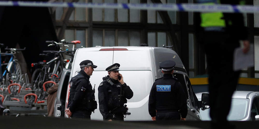 Λονδίνο: Κατέρρευσε οροφή σε σχολείο- Δώδεκα παιδιά στο νοσοκομείο