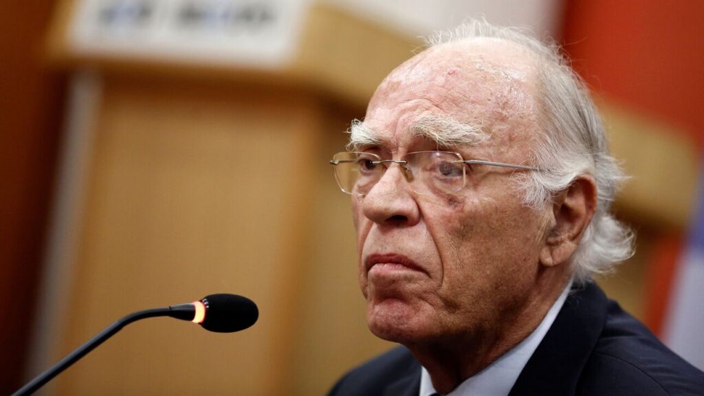 Βασίλης Λεβέντης: Εξιτήριο από την εντατική μετά από 47 μέρες - Έχει χάσει 27 κιλά