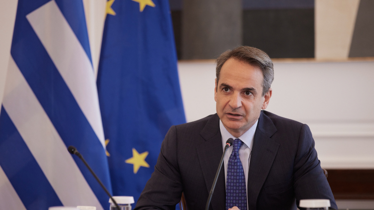Μετά τον υποχρεωτικό εμβολιασμό: Αυτό είναι το πακέτο μέτρων της κυβέρνησης για να σωθούν τα Χριστούγεννα