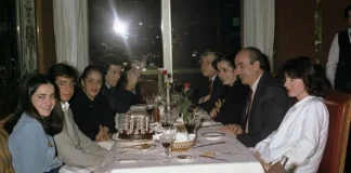 Ολοκληρώθηκε η πώληση: Ποιος αγόρασε το σπίτι του Κωνσταντίνου Μητσοτάκη Πουλήθηκε το σπίτι του Κωνσταντίνου Μητσοτάκη στη Γλυφάδα