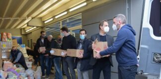 Είδη πρώτης ανάγκης από τη ΝΔ στον Ερυθρό Σταυρό για τους κατοίκους της Ουκρανίας
