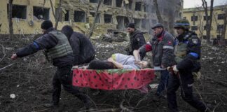 Νεκρή έγκυος από τον βομβαρδισμό στο μαιευτήριο της Μαριούπολης