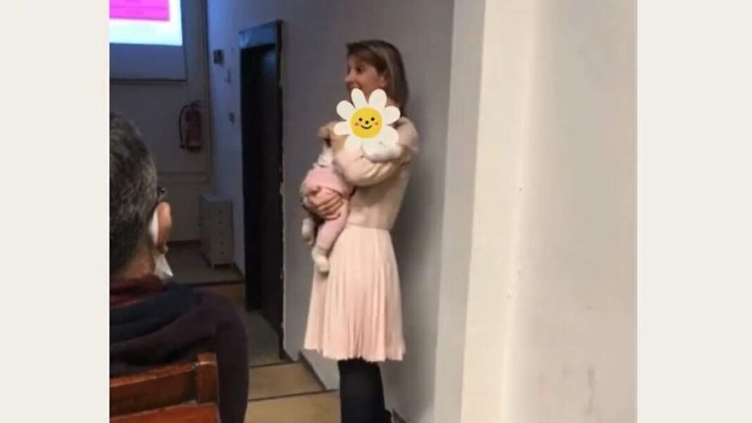 366484-5 Ας στηρίξουμε όλους όσους αγωνίζονται για μια ευκαιρία για εκπαίδευση, ειδικά ας στηρίξουμε τις γυναίκες και τις μητέρες που παλεύουν να τα καταφέρουν σε πολλούς διαφορετικούς ρόλους! Το αξίζουν!