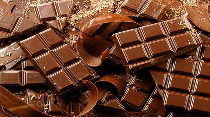 Πρόσφατη μελέτη της Consumer Reports (CR), αποδείχθηκε ότι ορισμένες μαύρες σοκολάτες περιέχουν επιβλαβείς χημικές ουσίες, όπως μόλυβδο και κάδμιο.