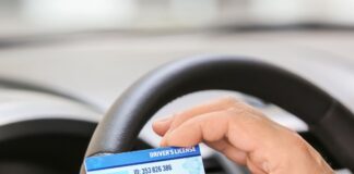 Με αυτόν τον τρόπο δεν χρειάζεται να κουβαλάς μαζί σου δίπλωμα, άδεια και ασφάλεια!