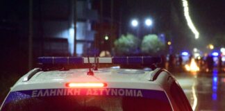 Άνδρας πυροβολήθηκε στο κεφάλι στο κέντρο της Αθήνας Άνδρας πυροβολήθηκε στο κεφάλι στο κέντρο της Αθήνας