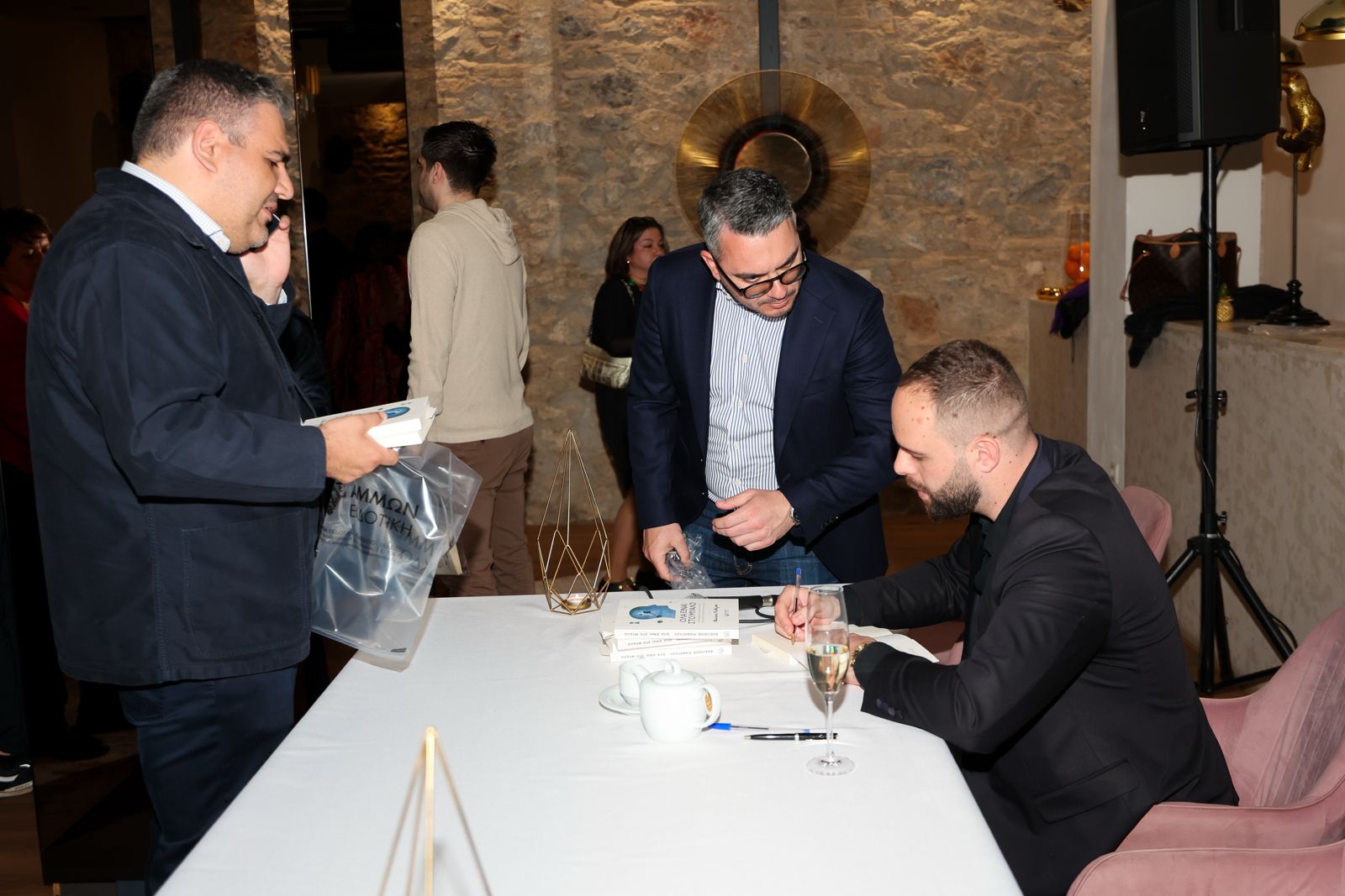 «Mindset Is Everything»: Η δύναμη της σκέψης μέσα από την αυτοβιογραφία του Βασιλείου Ριαβόγλου