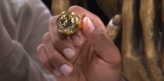 Τίμησε τον Τι Τζέι Σορτς η Παρί