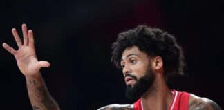 Ντόρσεϊ: «Προσεύχομαι για τον Έβανς»