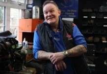 Αγγλία – Στήριξαν τον τσαγκάρη: Με συλλογή υπογραφών κατάφεραν να αποτρέψουν την εγκατάσταση αλυσίδας σούπερ μάρκετ